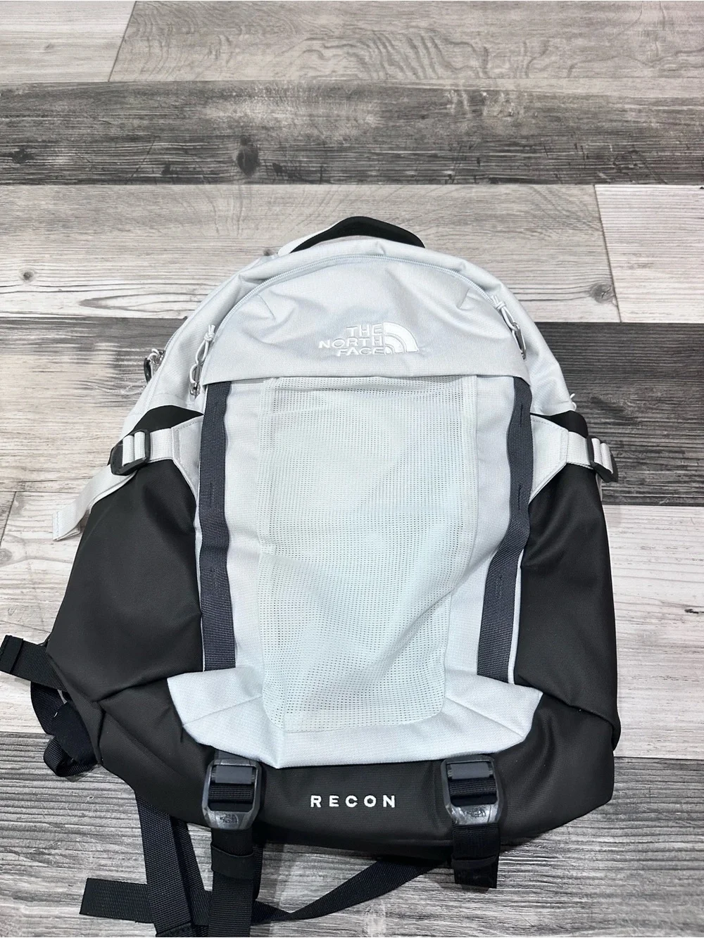 THE NORTH FACE Recon Backpack, Tin Grey Dark Heather/TNF Black NPF, One Size